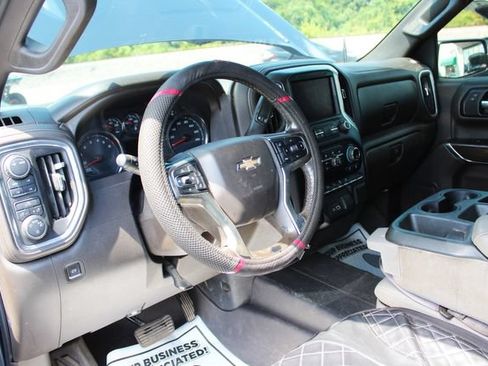 Used 2020 Chevrolet Silverado 1500 LT w/ All-Star Edition AWD/4WD image 17