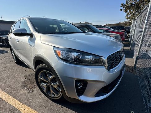 Used 2019 Kia Sorento EX AWD/4WD image 2