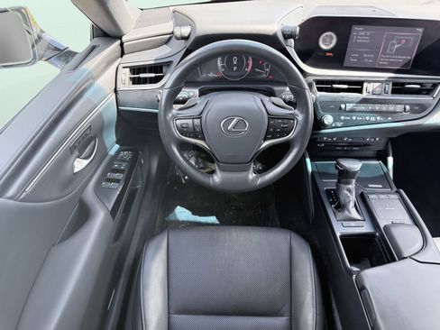 Used 2022 Lexus ES 250 w/ Premium Package image 58