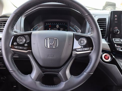 Used 2023 Honda Odyssey Touring image 6