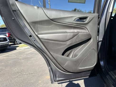 Used 2022 Chevrolet Equinox LT image 27