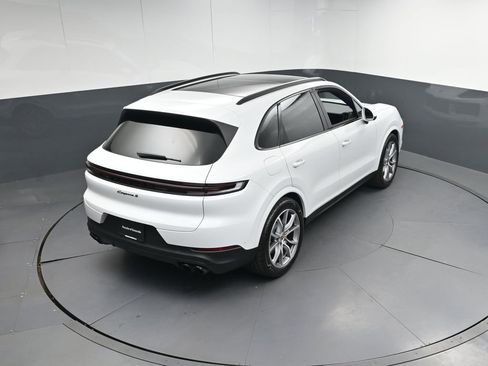 New 2025 Porsche Cayenne S AWD/4WD image 36