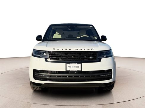 Used 2023 Land Rover Range Rover SE image 8