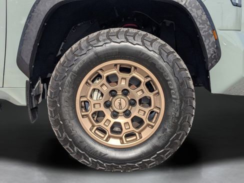 Used 2022 Toyota Tundra TRD Pro AWD/4WD image 33