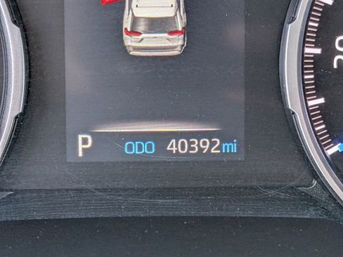 Used 2021 Toyota RAV4 XLE w/ XLE Grade Weather Package image 16