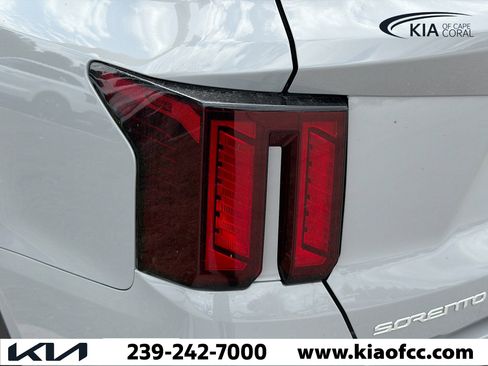 New 2026 Kia Sorento EX image 9