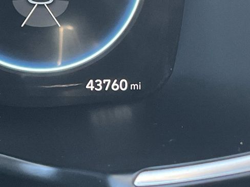 Used 2023 Hyundai Santa Fe Limited image 33