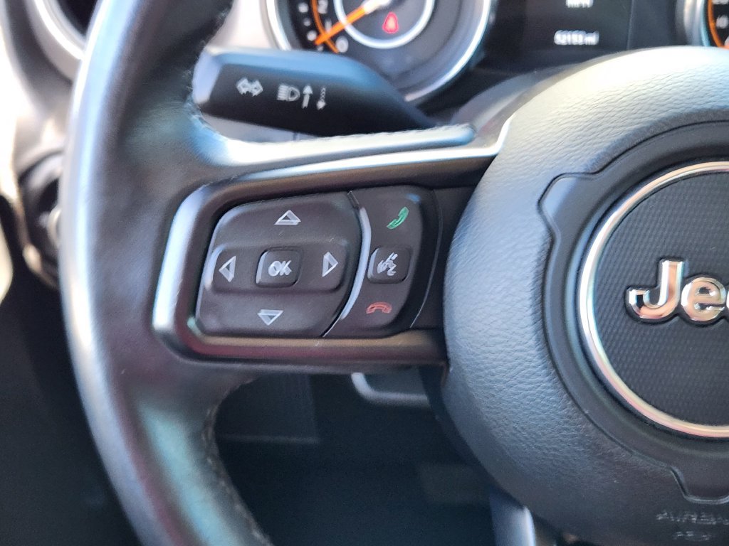 Used 2019 Jeep Wrangler Sport AWD/4WD image 18