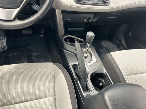 Used 2018 Toyota RAV4 XLE w/ Plus Extra Value Package AWD/4WD image 21
