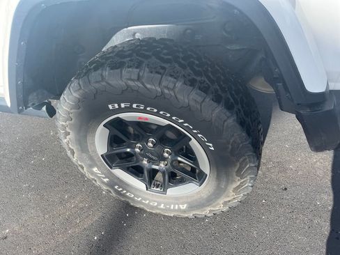 Used 2021 Jeep Wrangler Unlimited Rubicon w/ Cold Weather Group image 35