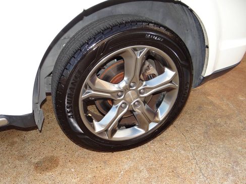 Used 2017 Dodge Journey Crossroad FWD image 28