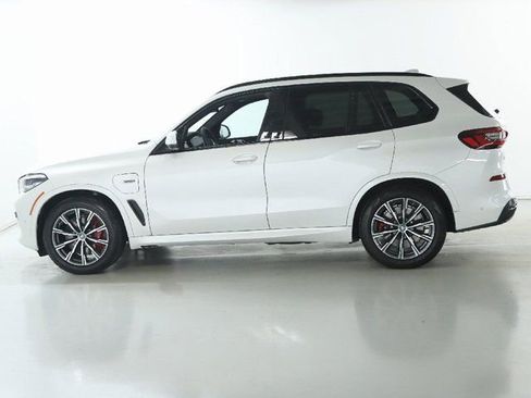 Certified 2022 BMW X5 xDrive45e w/ M Sport Package image 42