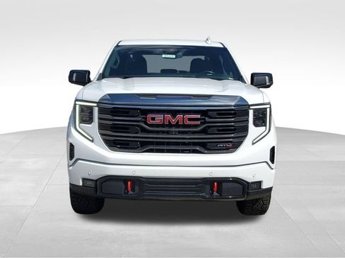 Used 2024 GMC Sierra 1500 AT4 AWD/4WD image 2