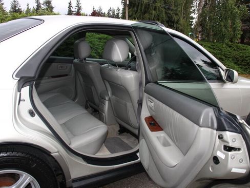 Used 1999 Lexus ES 330 FWD image 6