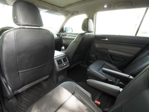 Used 2022 Volkswagen Atlas SE FWD image 23