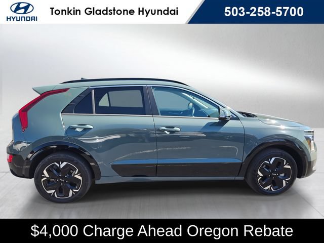 Used 2023 Kia Niro Wind FWD image 2