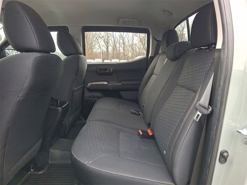 Used 2023 Toyota Tacoma TRD Sport image 13