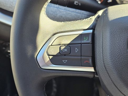 New 2026 Jeep Compass Latitude image 17