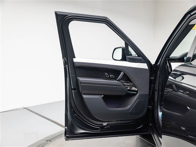 New 2027 Land Rover Range Rover Sport Battersea AWD/4WD image 24