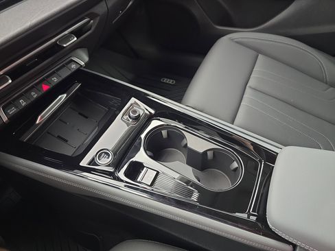 New 2026 Audi Q3 quattro 2.0T AWD/4WD image 25