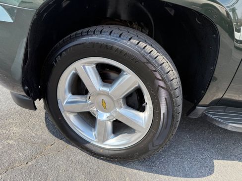 Used 2013 Chevrolet Avalanche LTZ image 39