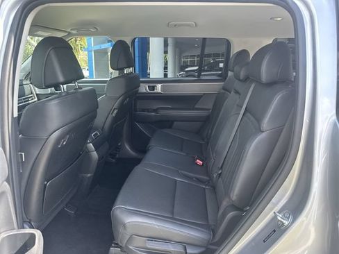 Used 2025 Hyundai Santa Fe SEL FWD image 27