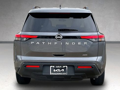 Used 2025 Nissan Pathfinder SV AWD/4WD image 5
