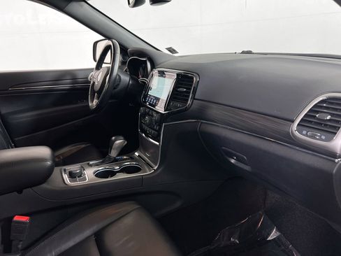 Used 2022 Jeep Grand Cherokee Limited AWD/4WD image 29