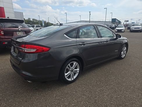 Used 2018 Ford Fusion S image 7