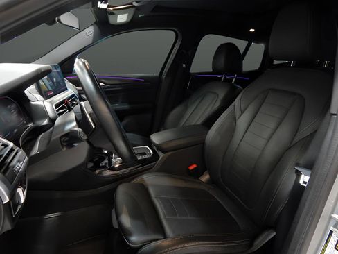 Used 2023 BMW X4 xDrive30i w/ M Sport Package image 13