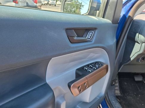 Used 2023 Ford Maverick Lariat w/ Equipment Group 500A Standard AWD/4WD image 35