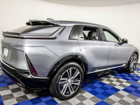 Used 2023 Cadillac Lyriq 2WD image 5