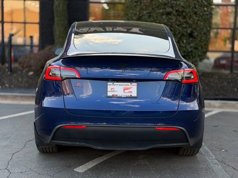 Used 2023 Tesla Model Y Long Range image 14