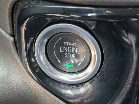 Certified 2024 GMC Sierra 1500 SLT image 19