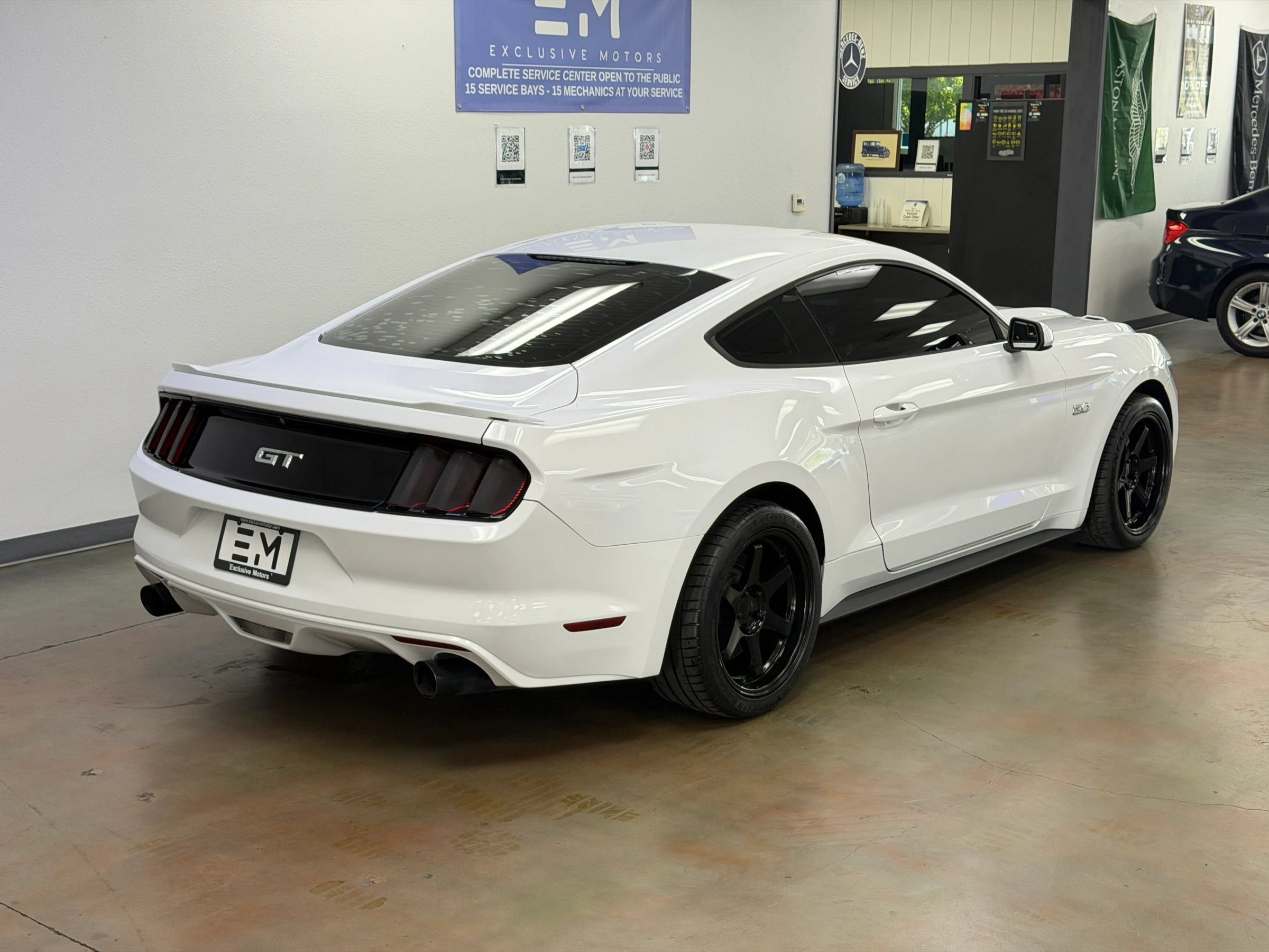 Used 2017 Ford Mustang GT w/ Enhanced Security Package RWD image 8