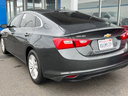 Used 2018 Chevrolet Malibu LT FWD image 6