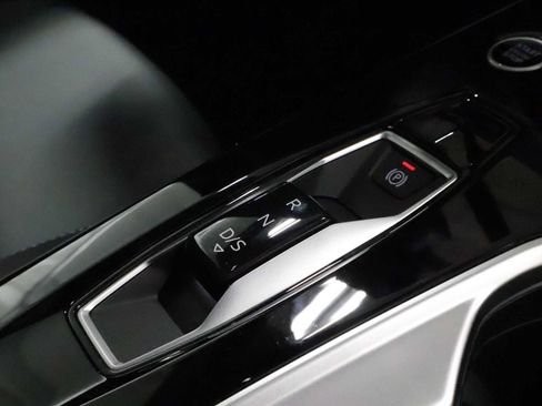 New 2026 Audi A6 Premium Plus AWD/4WD image 19