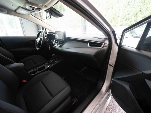 Used 2025 Toyota Corolla LE FWD image 25