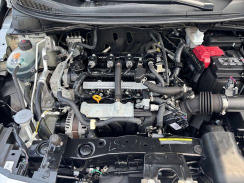 Used 2025 Nissan Versa SV FWD image 27