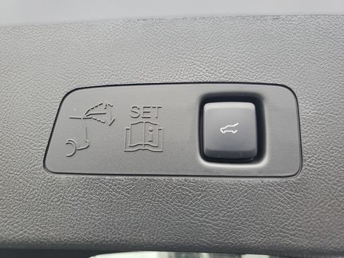 New 2026 Lincoln Corsair Premiere image 28