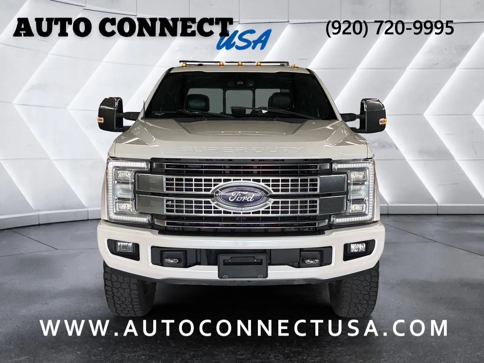 Used 2017 Ford F350 Platinum w/ Platinum Ultimate Package AWD/4WD image 4