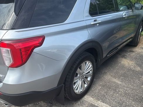 Used 2020 Ford Explorer Limited w/ Class III Trailer Tow Package AWD/4WD image 4