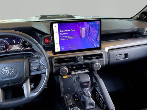 Used 2025 Toyota 4Runner TRD Sport Premium AWD/4WD image 9