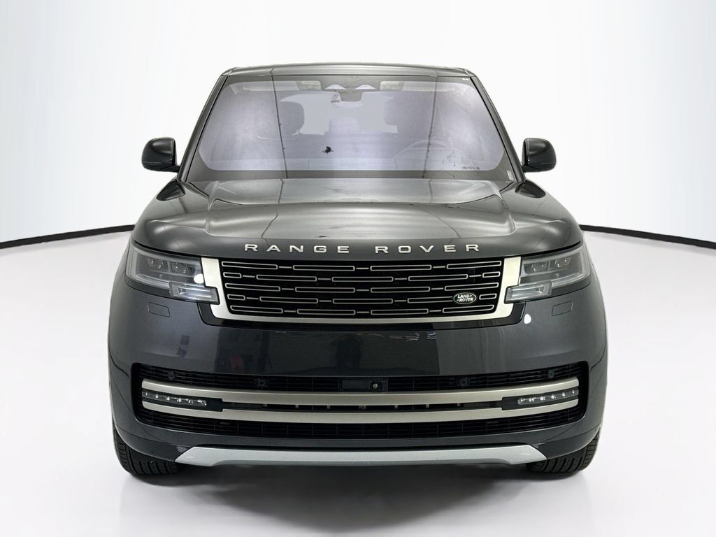 Used 2023 Land Rover Range Rover SE AWD/4WD image 2