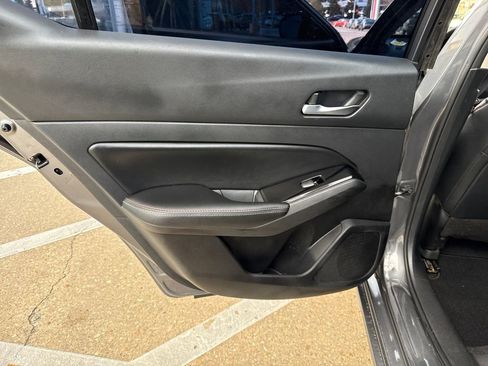 Used 2024 Nissan Altima 2.5 SR image 23