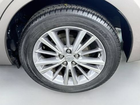 Used 2014 Toyota Corolla LE FWD image 28