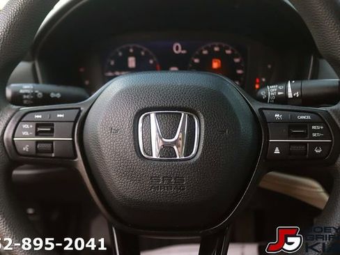 Used 2023 Honda Accord EX image 17