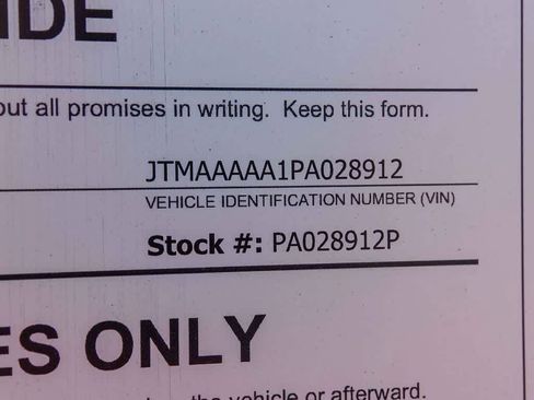 Used 2023 Toyota bZ4X XLE w/ Weather Package image 29