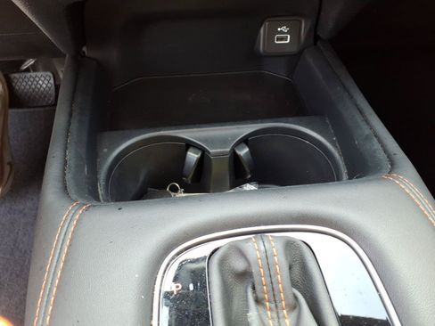 Used 2024 Honda HR-V Sport image 12
