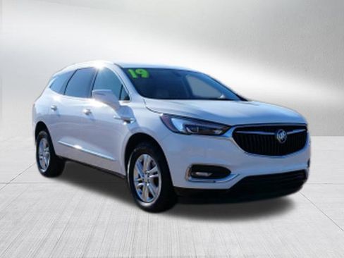 Used 2019 Buick Enclave Essence image 9